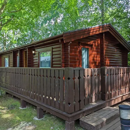 Pineshadow Lodge-Dog Friendly Kenwick Park Louth Louth  Exterior photo
